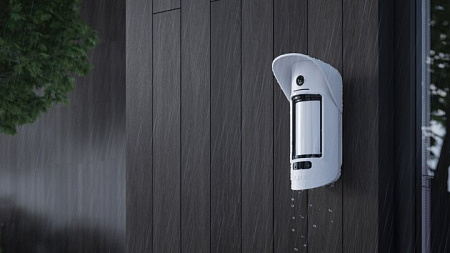 Ajax Outdoor Wireless Security Motion Detector "MotionCam Outdoor", White, Photo Ajax Outdoor Wireless Security Motion Detector "MotionCam Outdoor", White, Photo